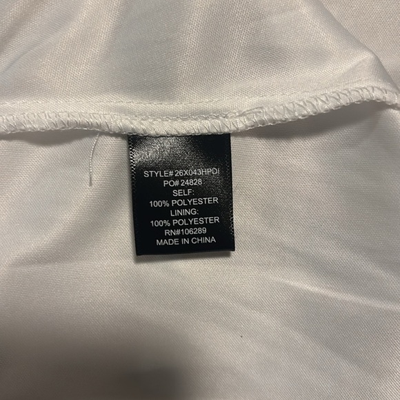 Trick White Floral Long Sleeve Dress With Belt - Picture 8 of 8